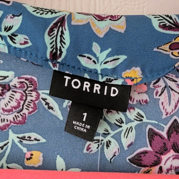 Torrid Floral Georgette Tunic Wrap Top - Picture 8 of 12